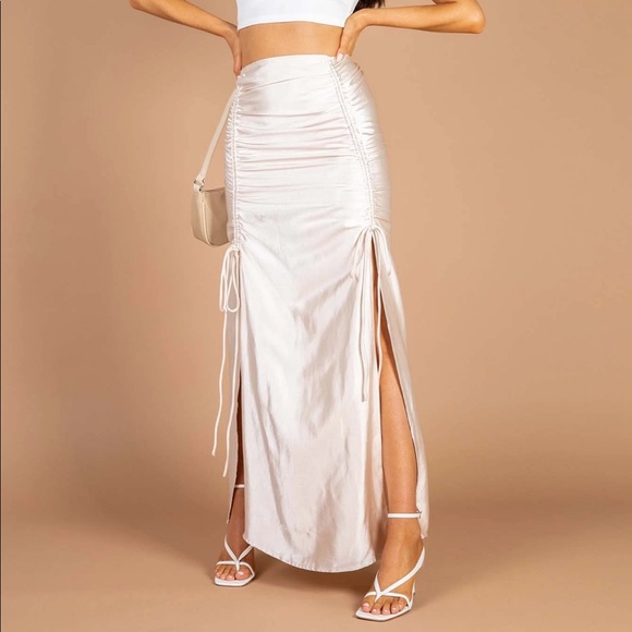 Lioness Princess Polly Le Paris Midi Skirt - Picture 2 of 3